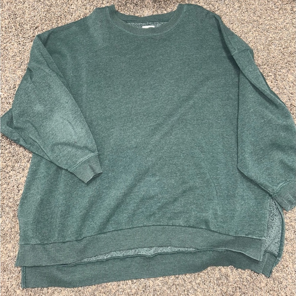 American Eagle crewneck